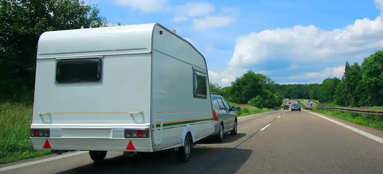 Banner-Caravan